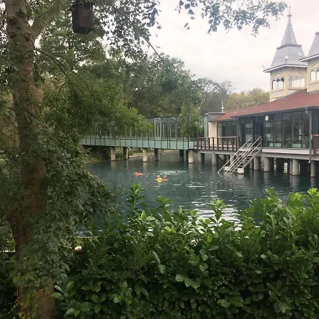 Liliom Apartman * Hévíz